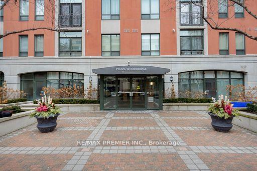 2 Bedrooms Condo at 53 Woodbridge, Vaughan For sale