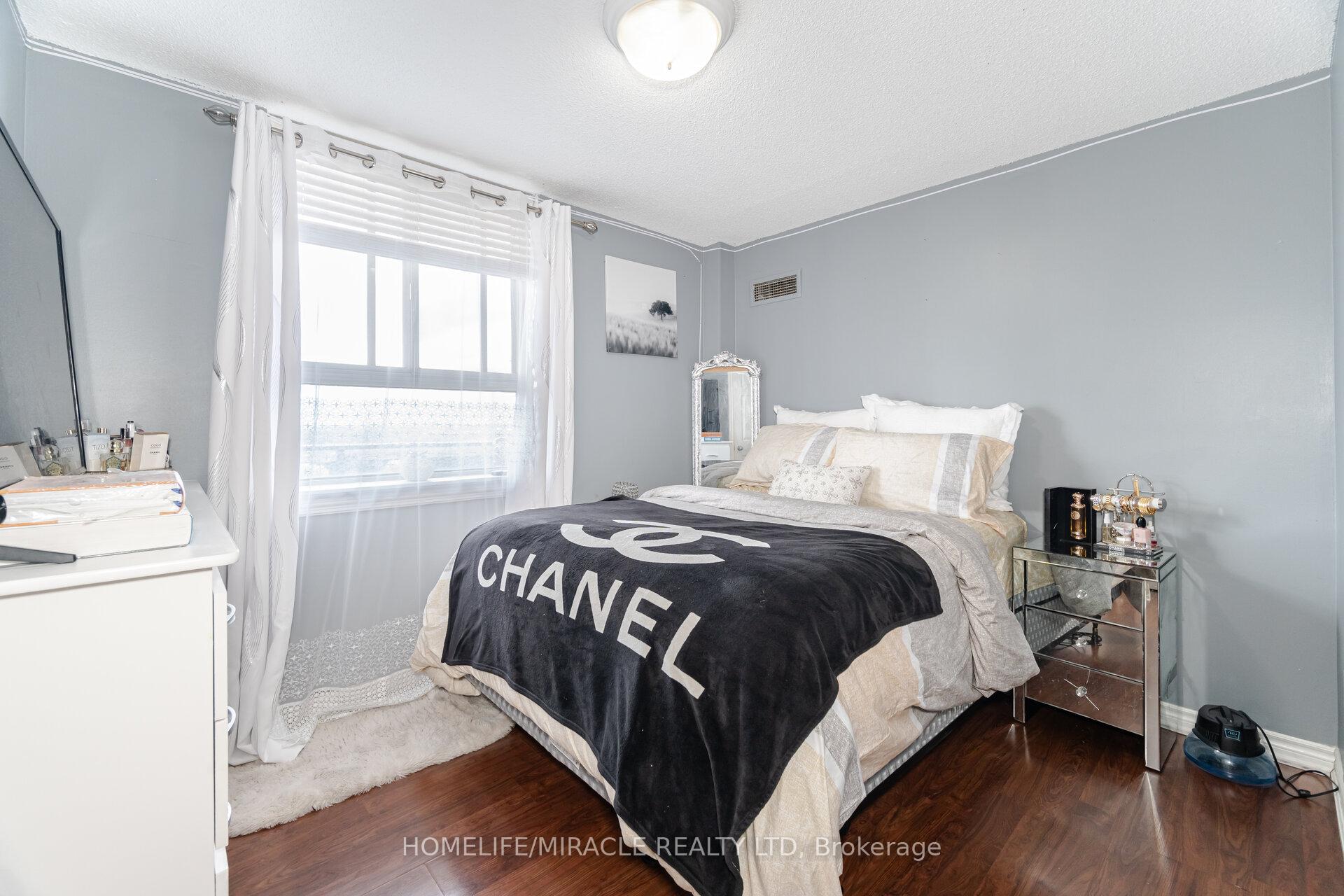 3 Bedrooms Condo at 234 Albion, Toronto For sale