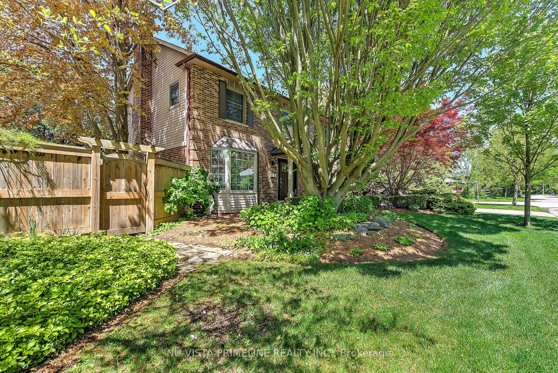 49 Meridene Crescent E