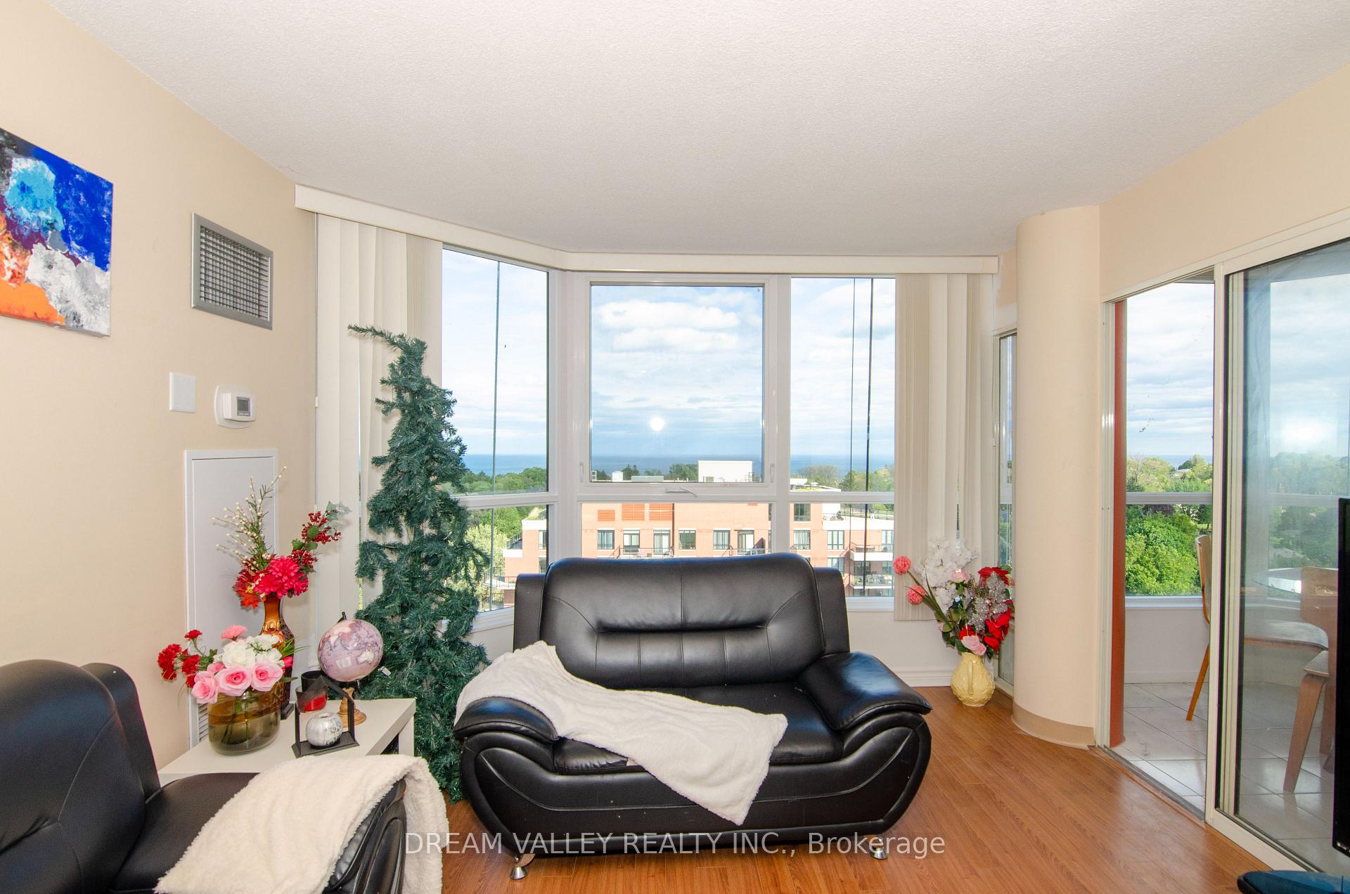 2 Bedrooms Condo at 3233 Eglinton, Toronto For sale