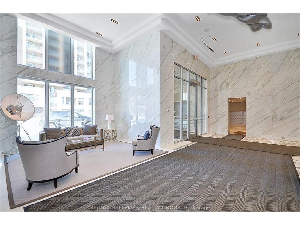 #710 - 111 Champagne Avenue, DowsLakeCivicHospitalandArea, ON K1S 5V3