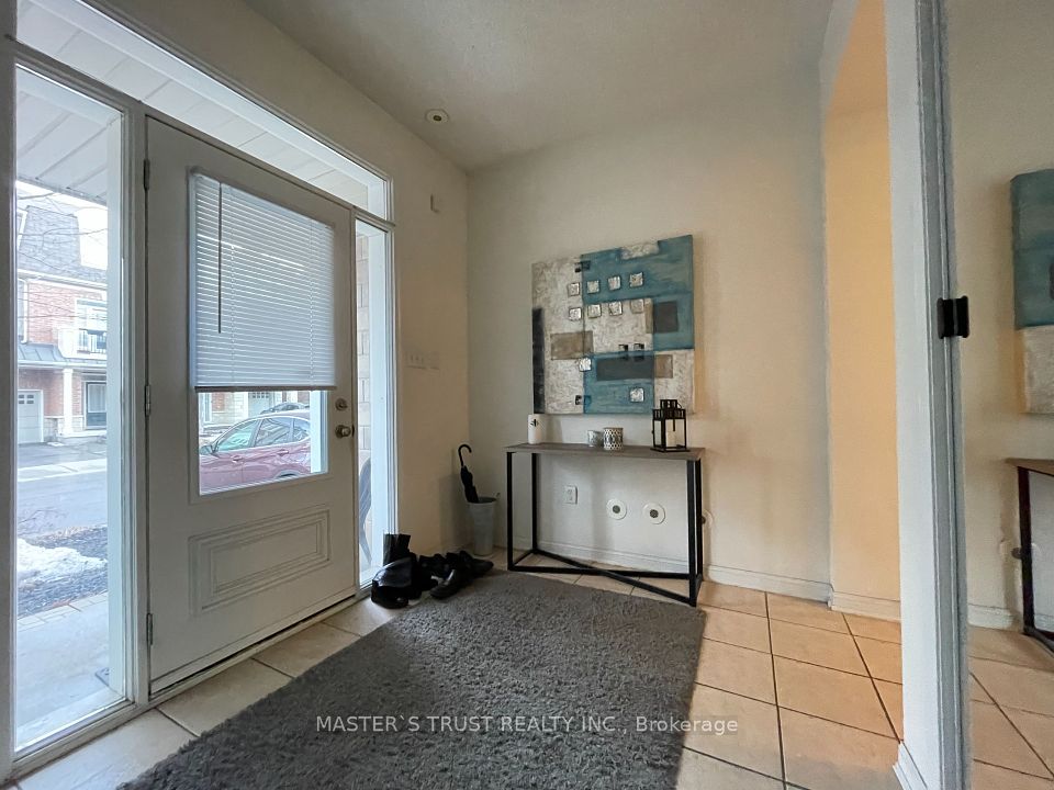 13 Yates Avenue, Toronto, ON M1L 0C7