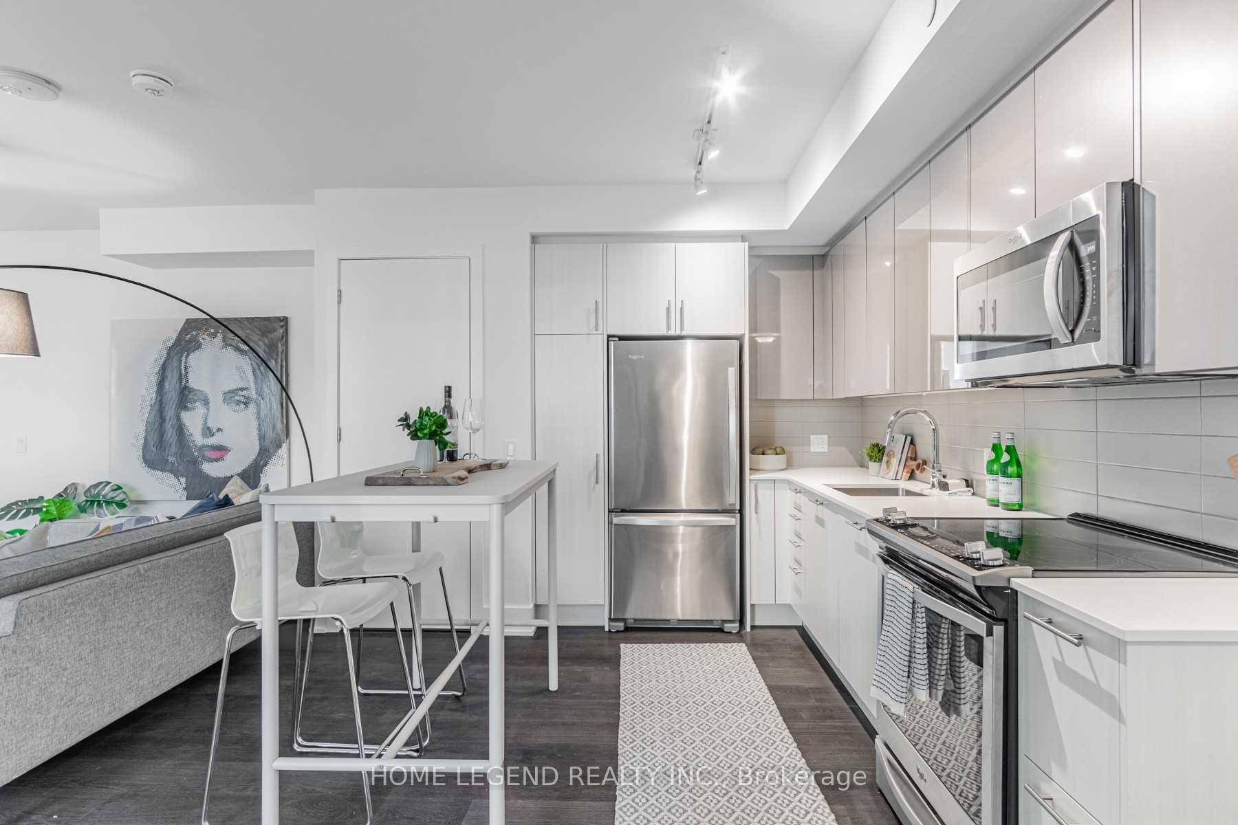 3 Bedrooms Condo at 403 Church,  Toronto For sale