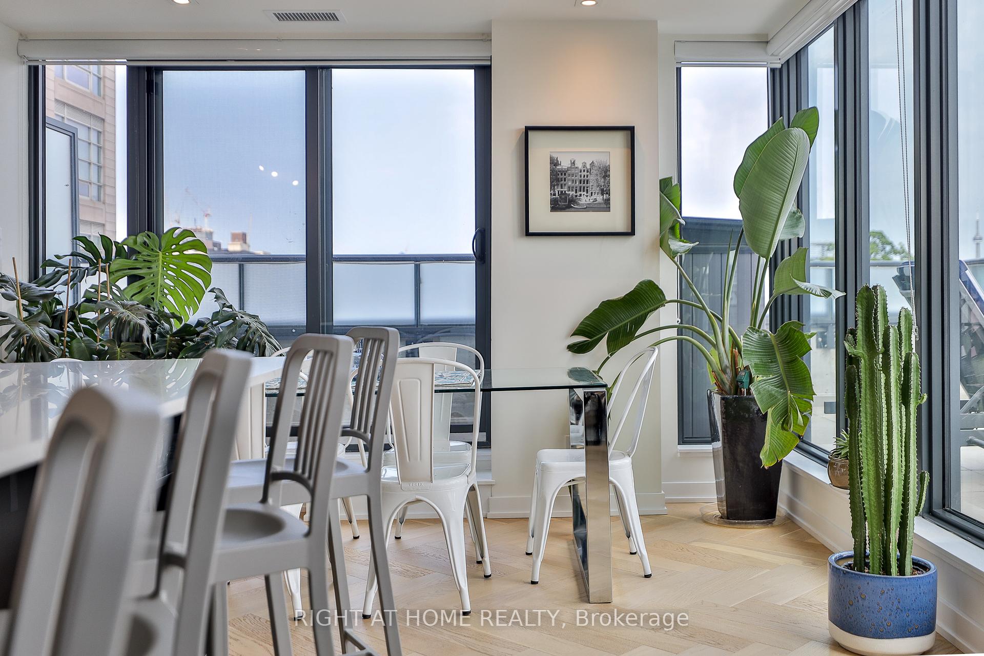 2 Bedrooms Condo at 430 Roncesvalles, Toronto For sale