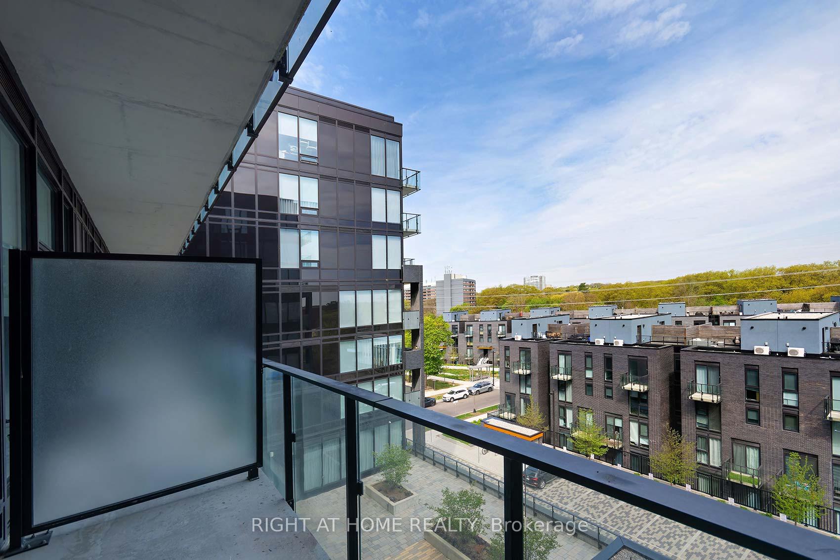 2 Bedrooms Condo at 4208 Dundas, Toronto For sale