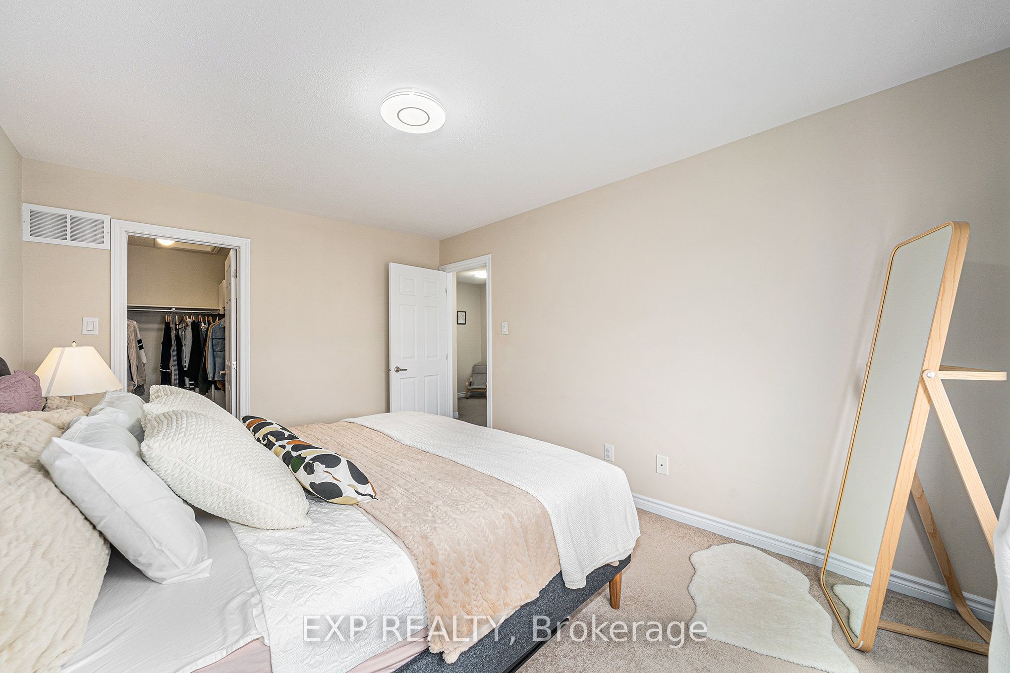 335 Sweet Grass Circle