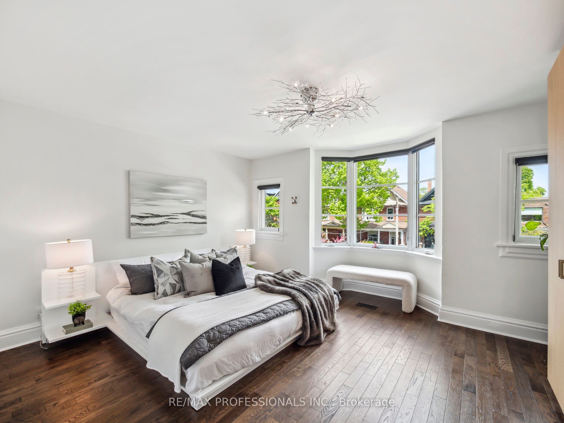 137 Galley Avenue