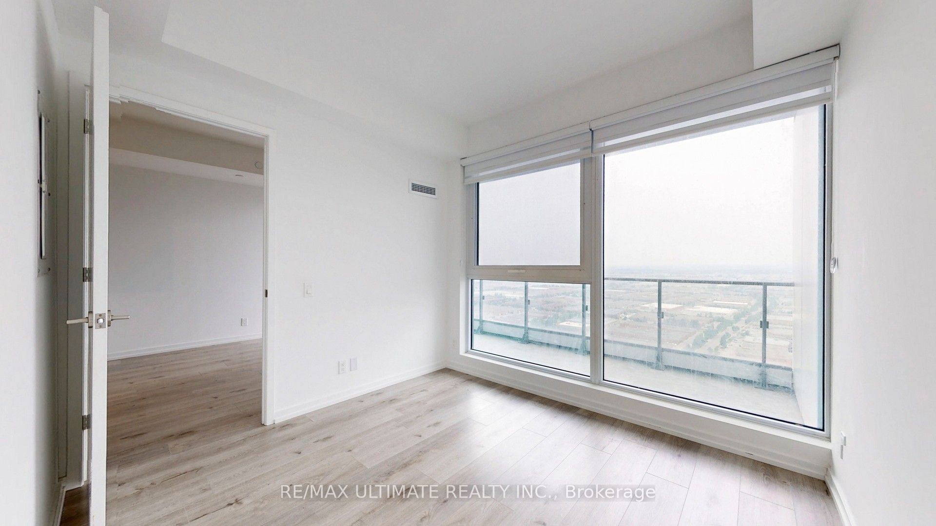 1000 Portage Parkway, #3701