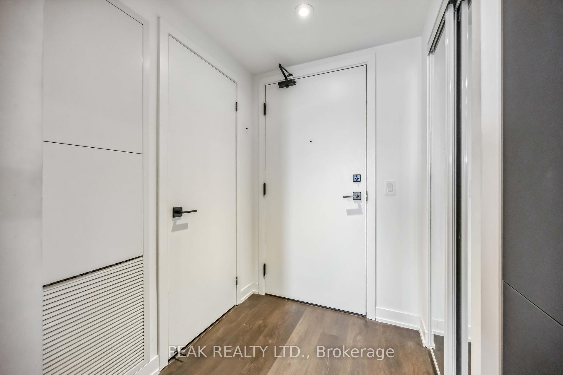 Condo at 319 Jarvis,  Toronto For sale