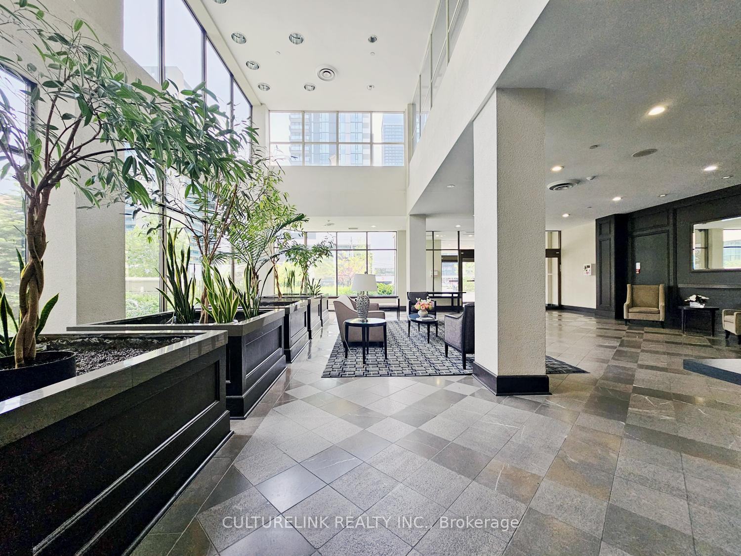 2 Bedrooms Condo at 30 Greenfield, Toronto For sale