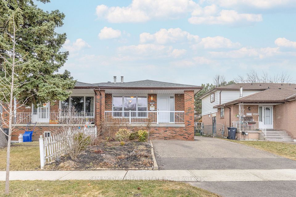 3334 Acala Crescent, Mississauga, ON L5A 3E3