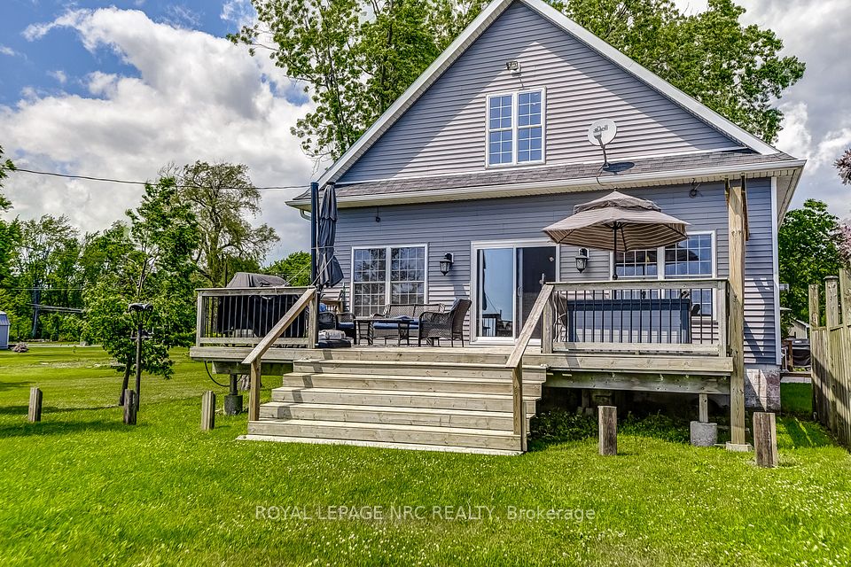10849 Lakeshore
