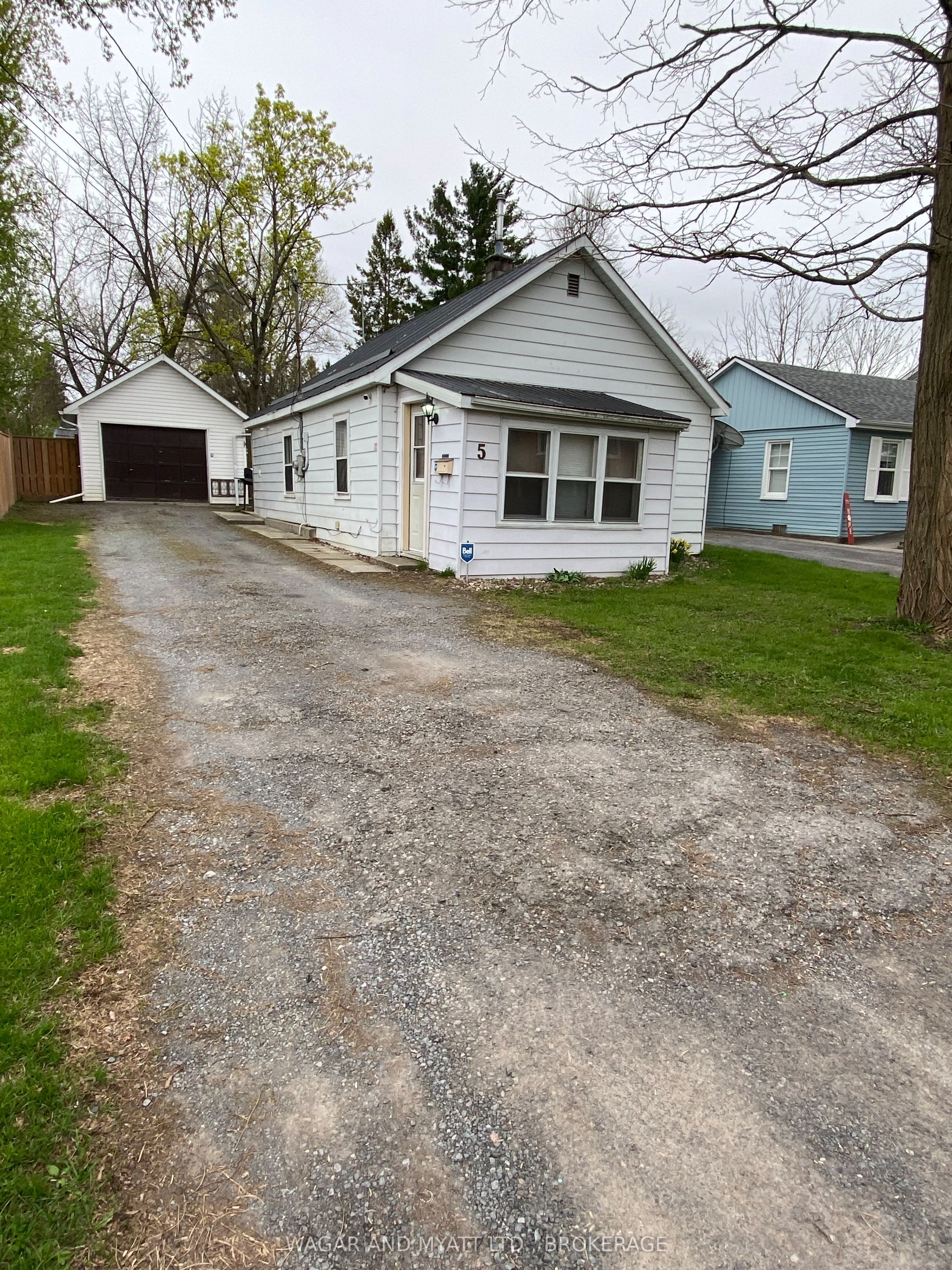 5 Briggs Street, Greater Napanee, ON K7R 3G7