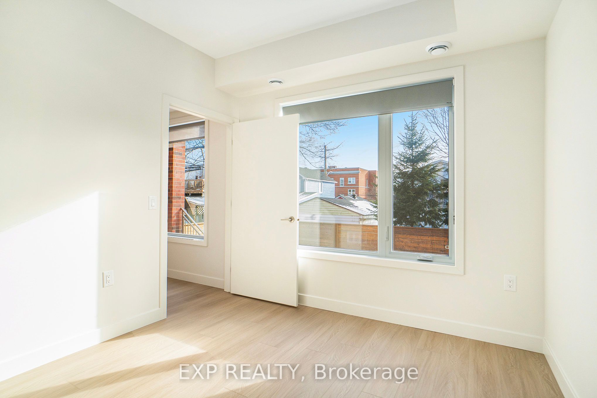 Listing picture