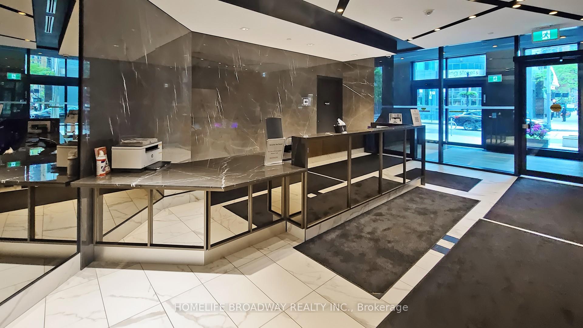 1 Bedroom Condo at 327 King, Toronto For sale