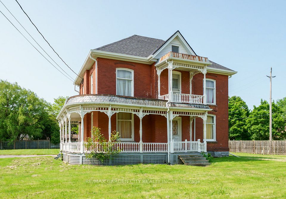 122 MAIN Street, Grimsby, ON L3M 1N8