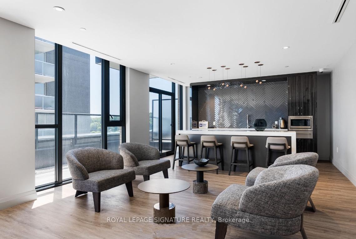 2 Bedrooms Condo at 293 The Kingsway,  Toronto For sale
