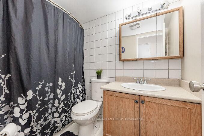 2 Bedrooms Condo at 1964 Main,  Hamilton For sale