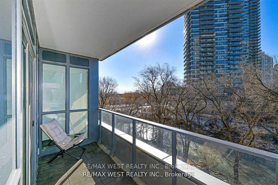 2 Bedrooms Condo at 2212 Lake Shore, Toronto For sale