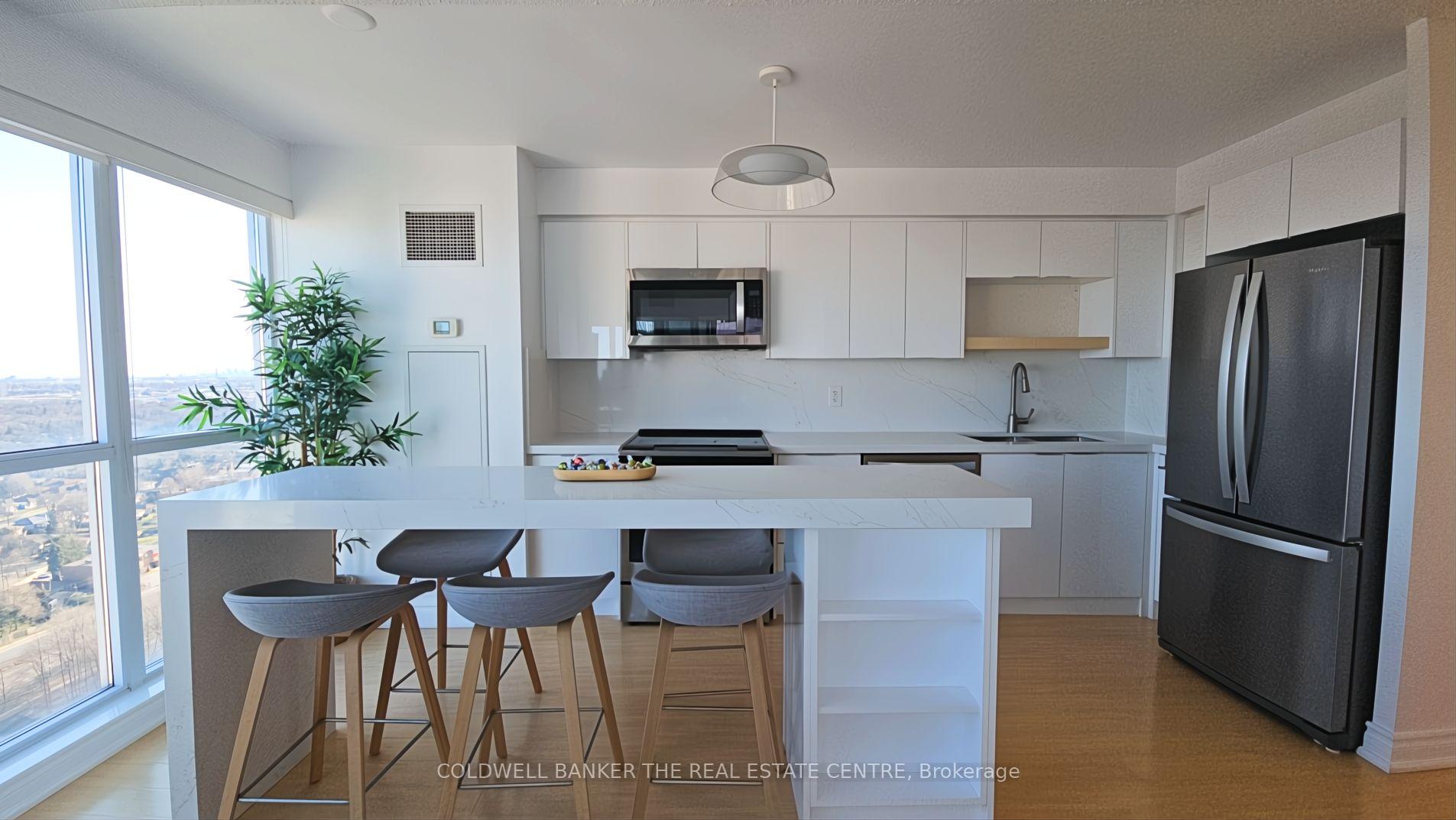 3 Bedrooms Condo at 50 Town Centre, Toronto For sale