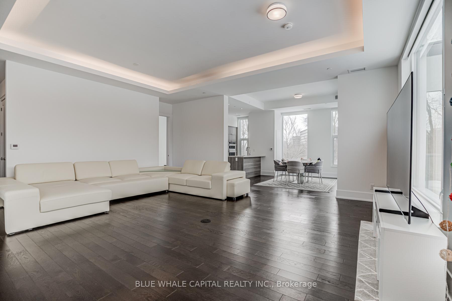 3 Bedrooms Condo at 25 Adra Grado,  Toronto For sale