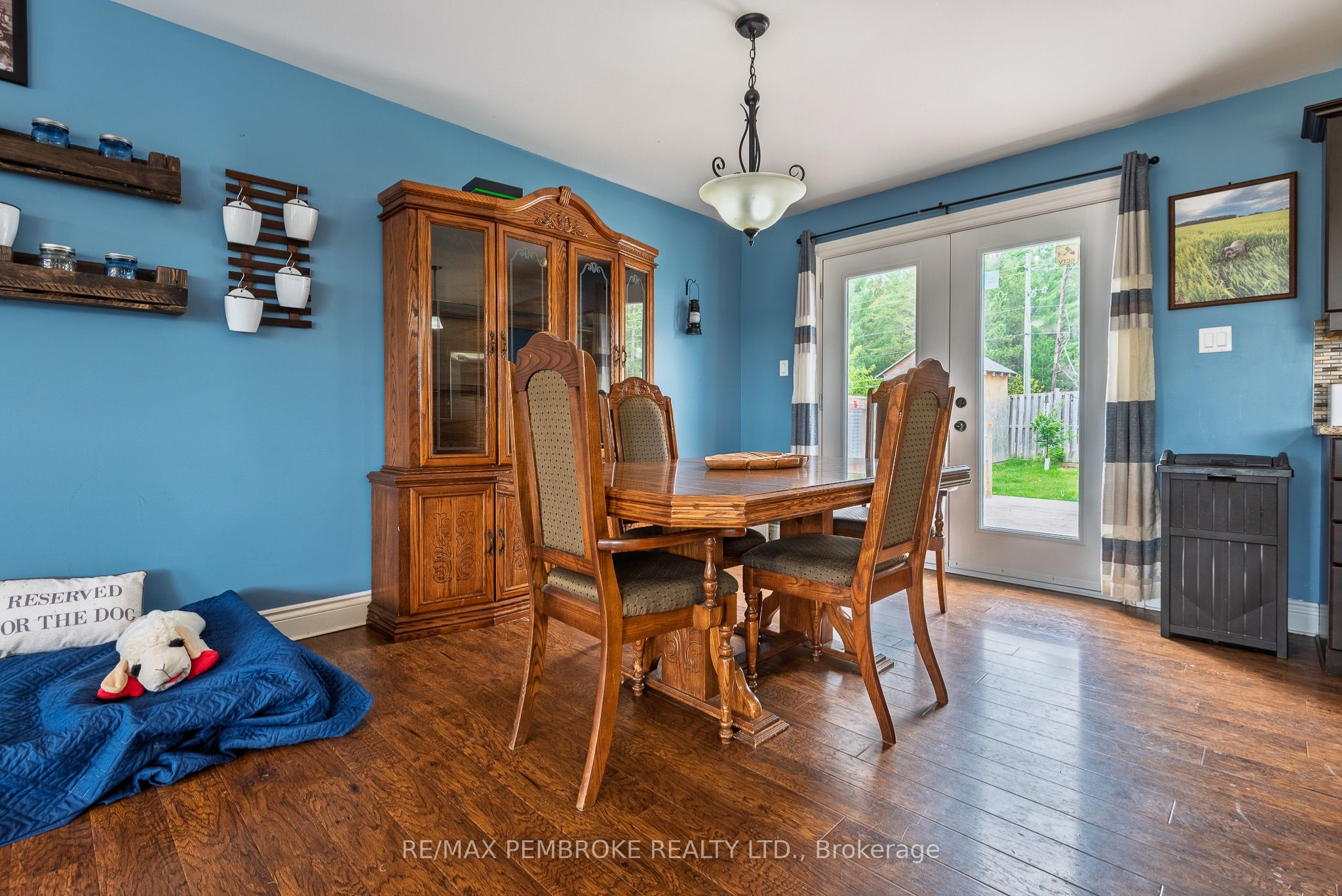 1002 Riverstone Trail