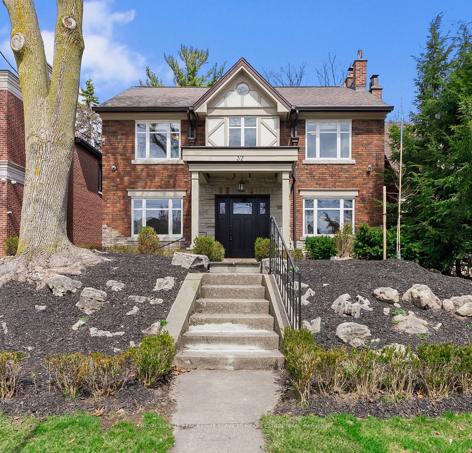 32 Parkhurst