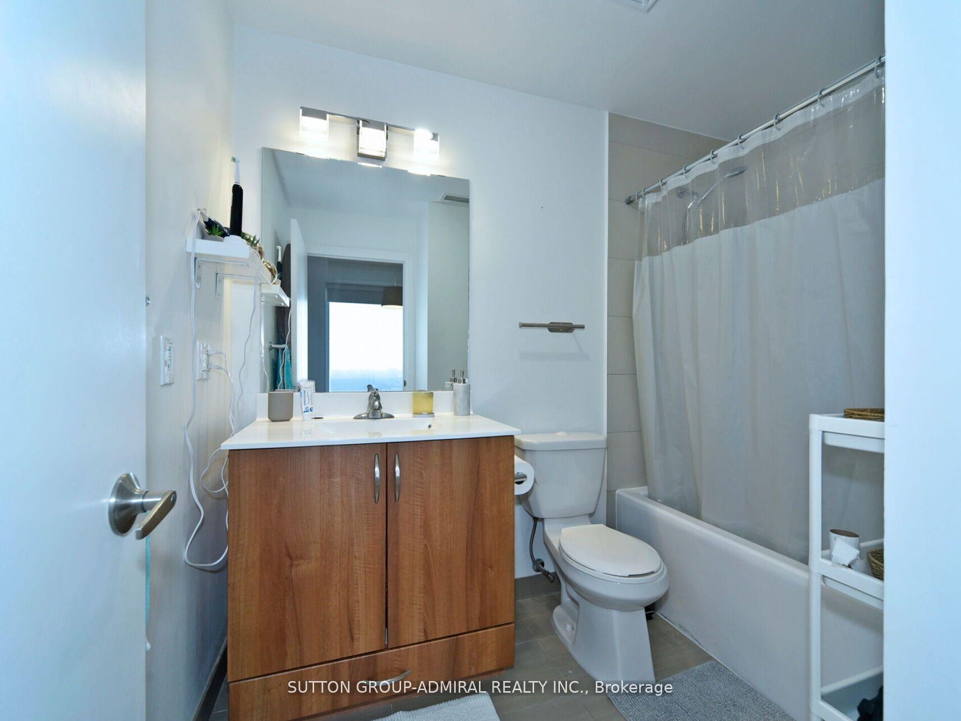 3 Bedrooms Condo at 55 Ann O’reilly, Toronto For sale