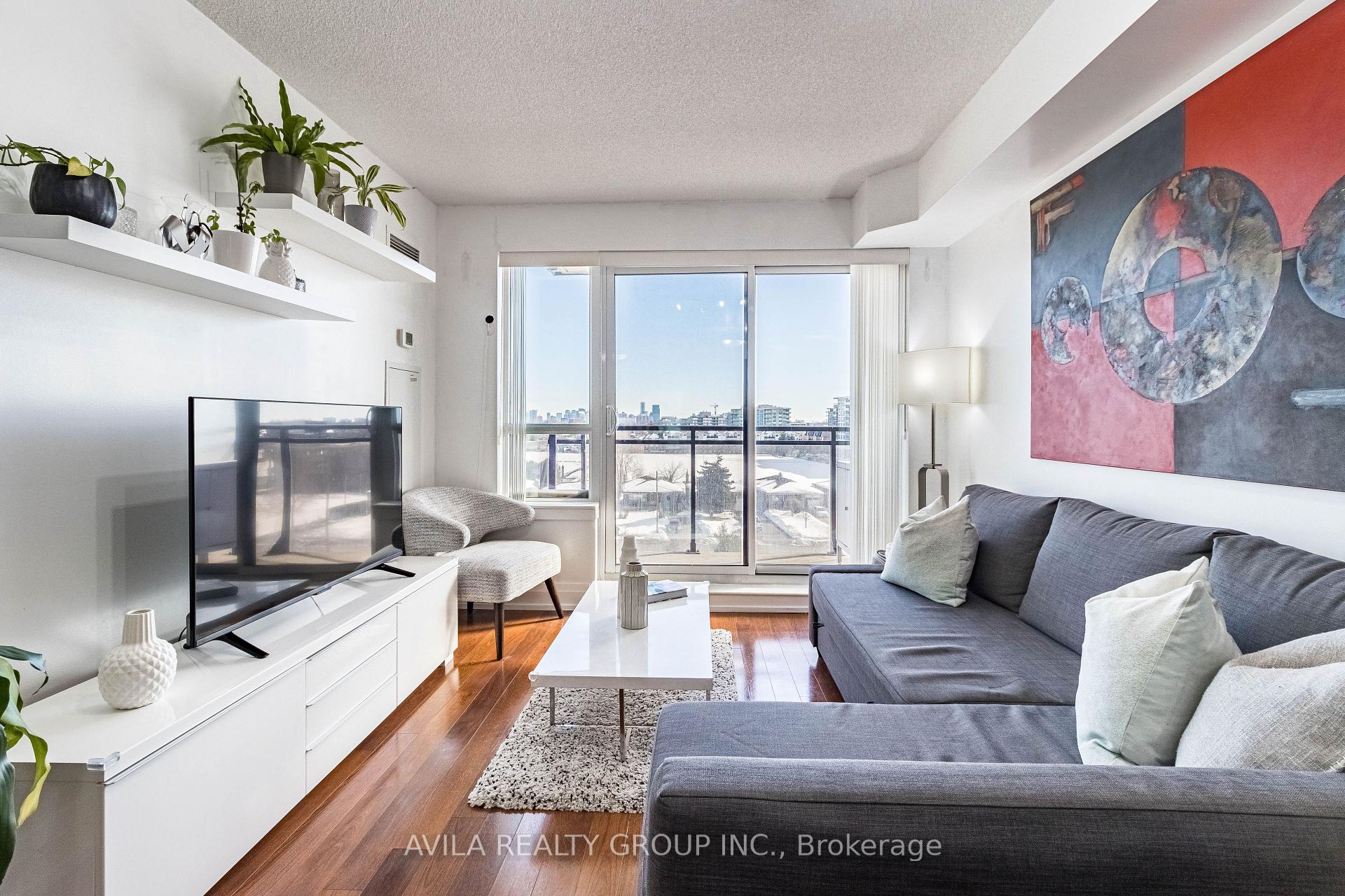 3 Bedrooms Condo at 1 De Boers, Toronto For sale