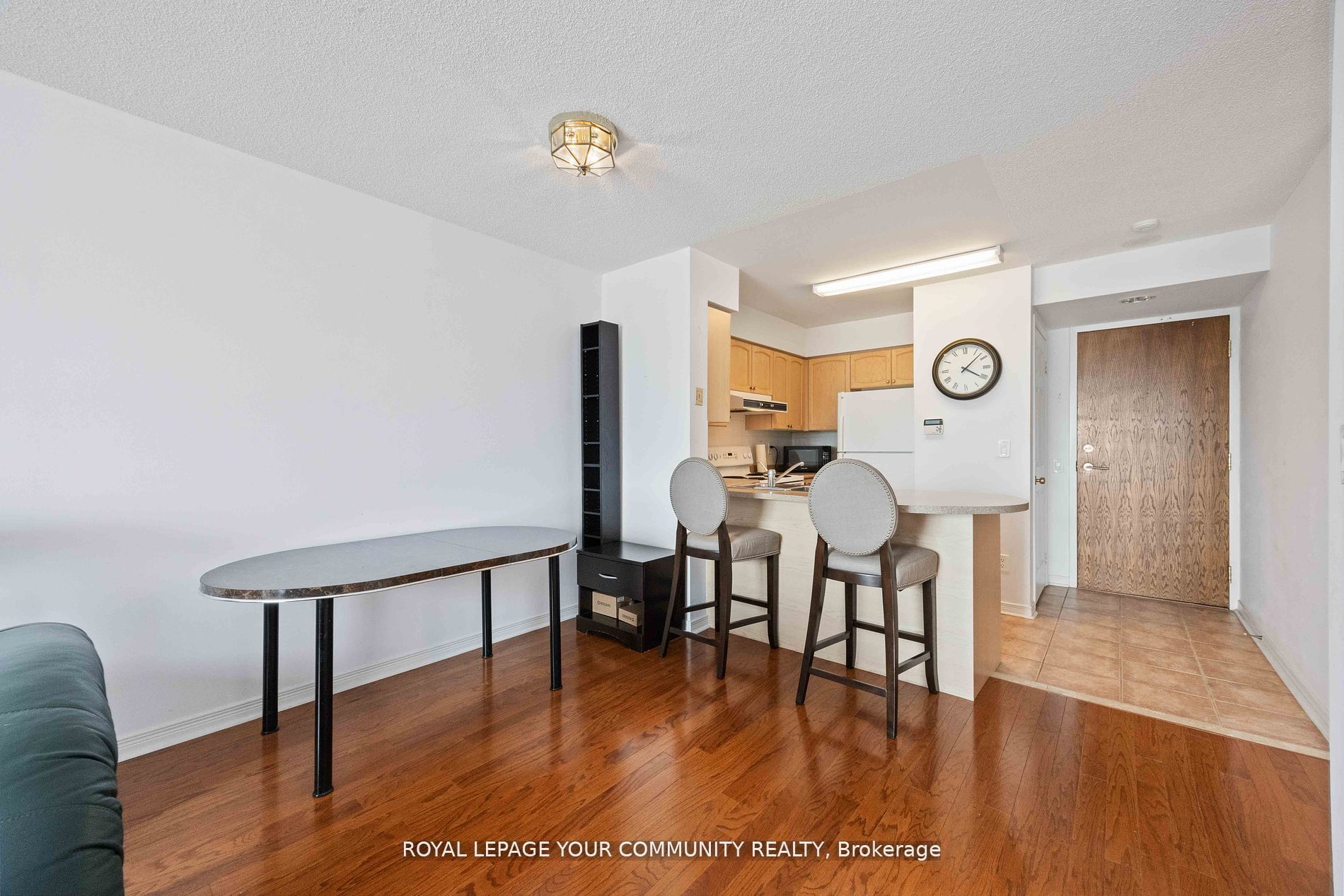 23 Oneida Crescent, #909