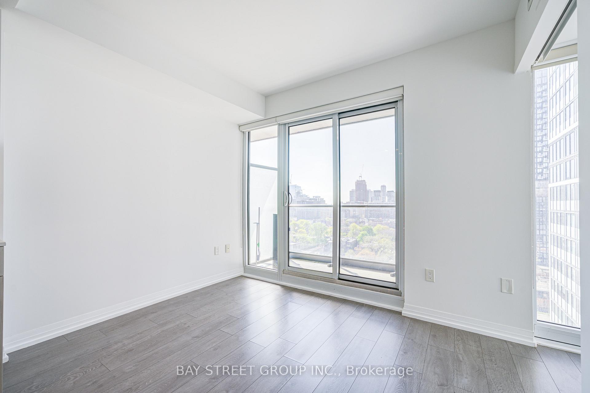 2 Bedrooms Condo at 251 Jarvis, Toronto For sale