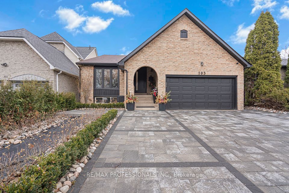 103 Elmbrook