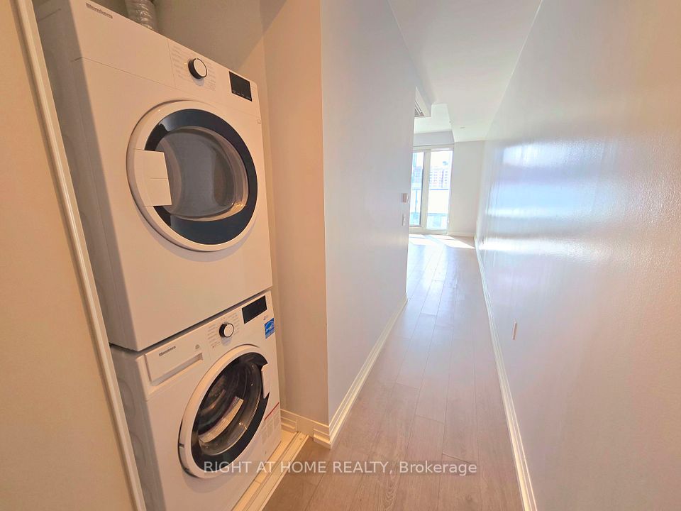 Ensuite Laundry