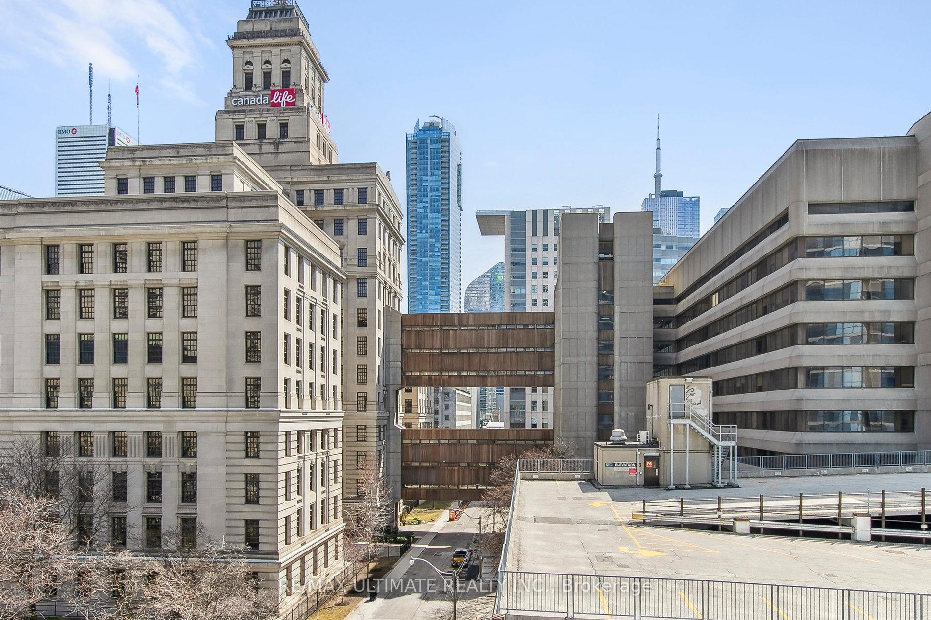 2 Bedrooms Condo at 210 Simcoe, Toronto For sale