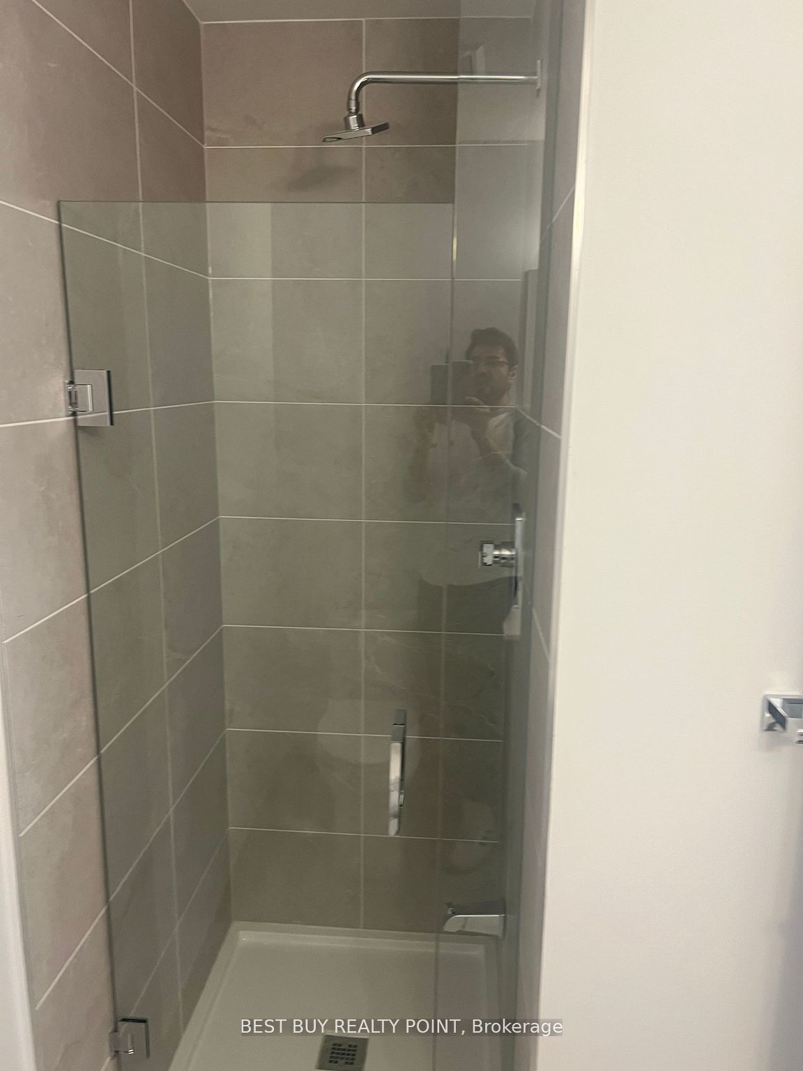 36 Elm Drive W, #201