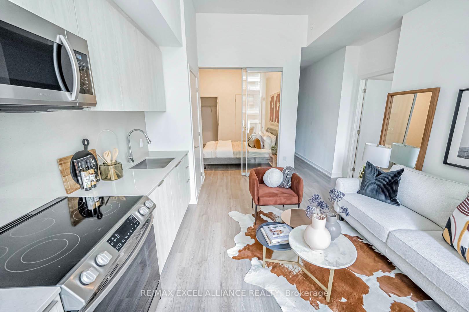 2 Bedrooms Condo at 357 King,  Toronto For sale