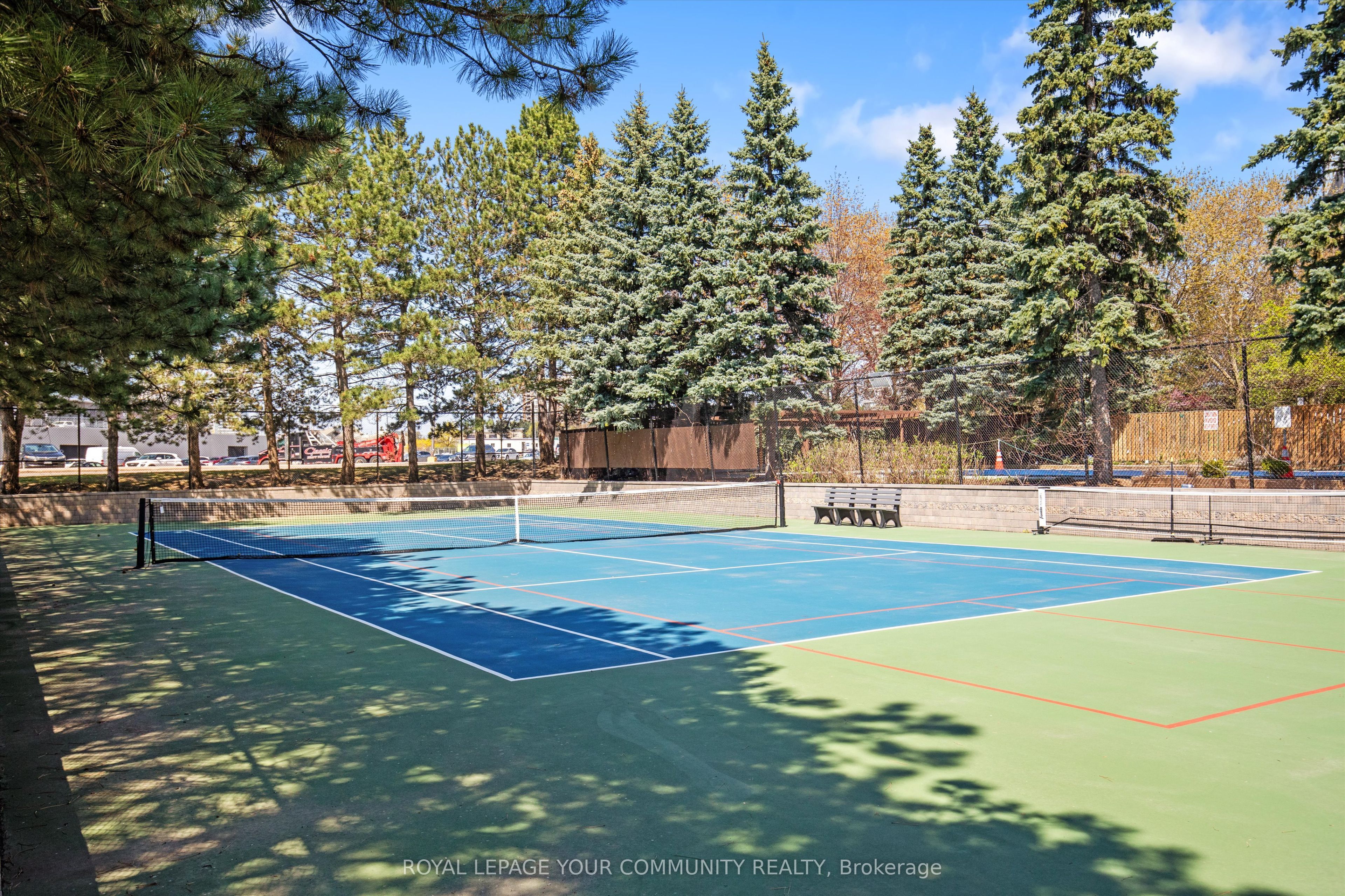 7420 Bathurst Street, #503