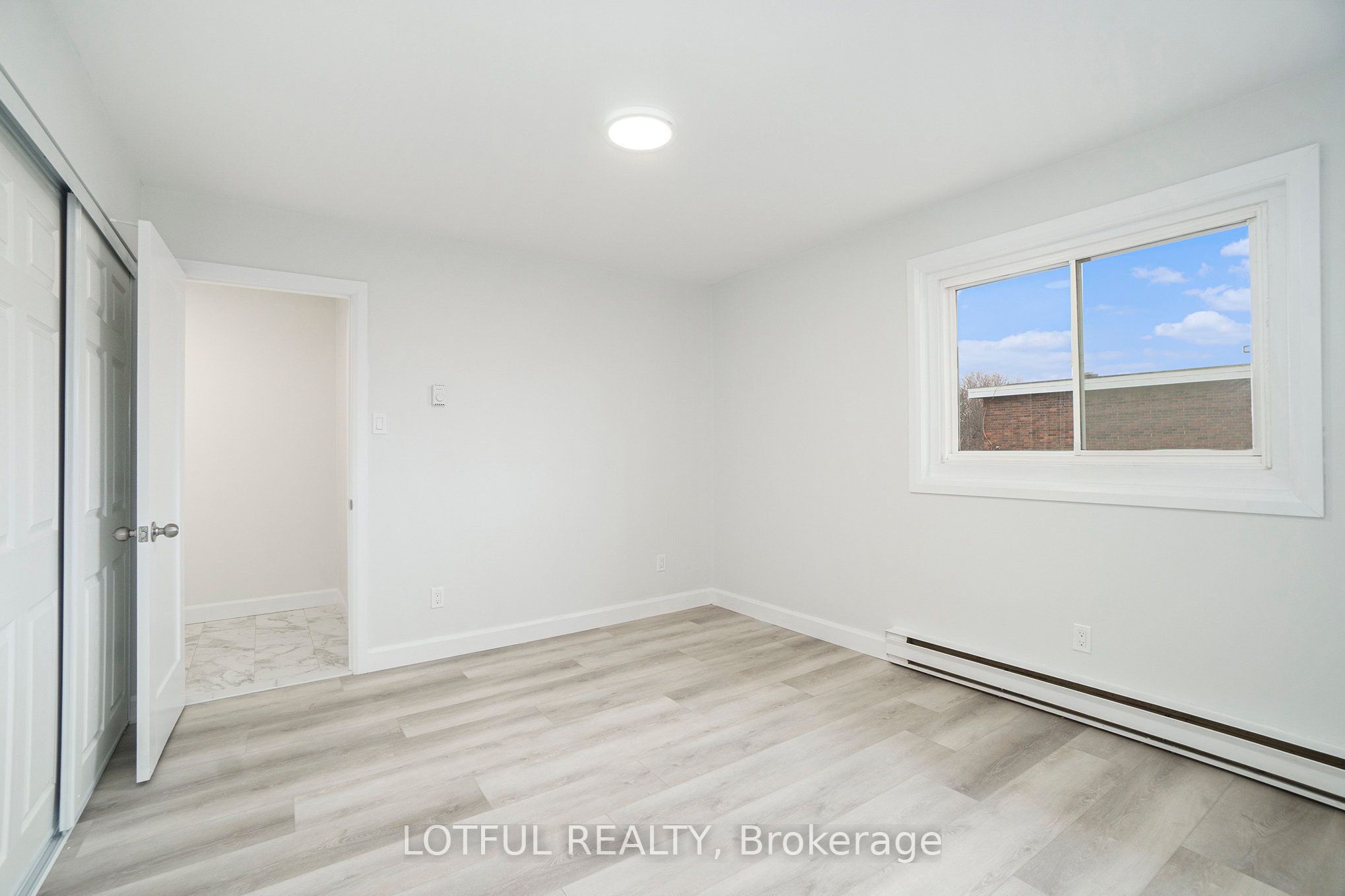 484 Queen Mary Street #6, Overbrook - Castleheights and Area 3502 - Overbrook/Castle Heights