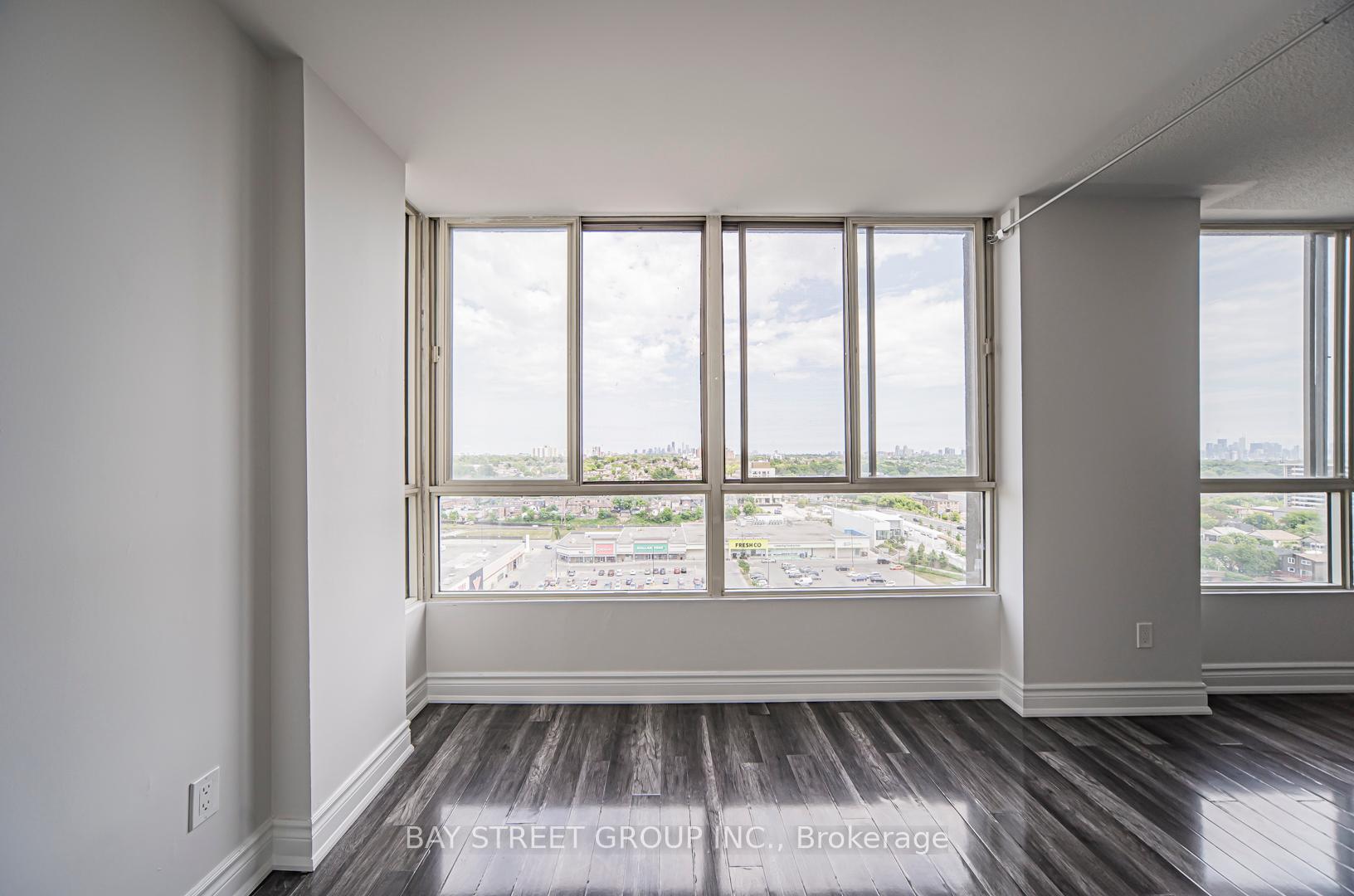 3 Bedrooms Condo at 2470 Eglinton, Toronto For sale