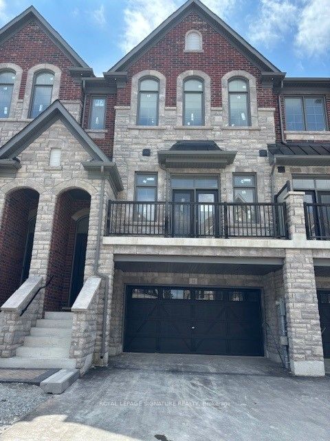13 Elm Green