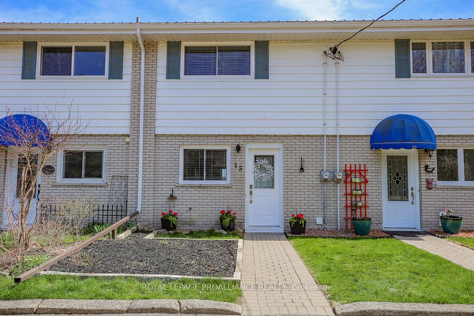 808 Riverview