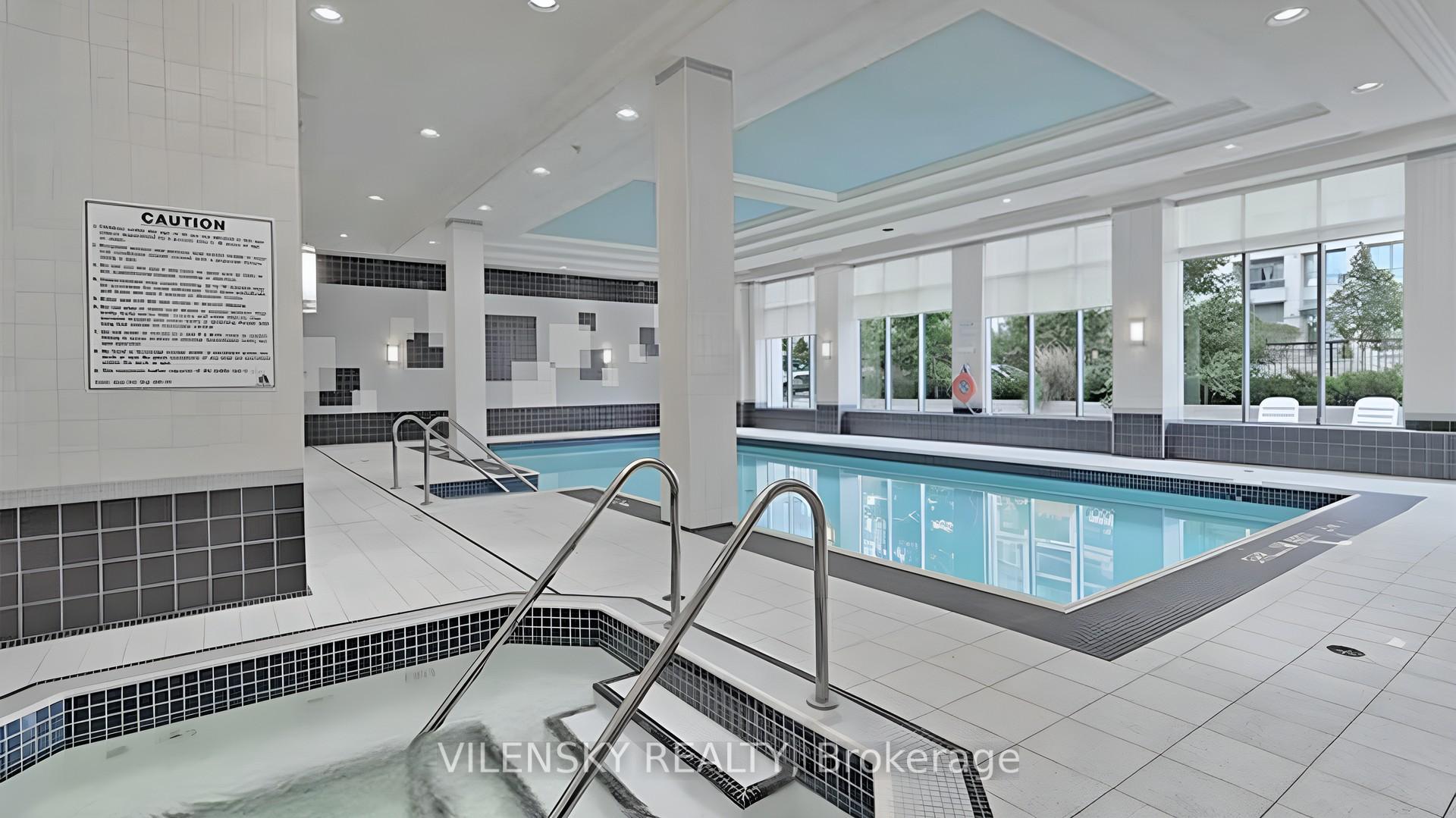 3 Bedrooms Condo at 20 North Park, Vaughan For sale