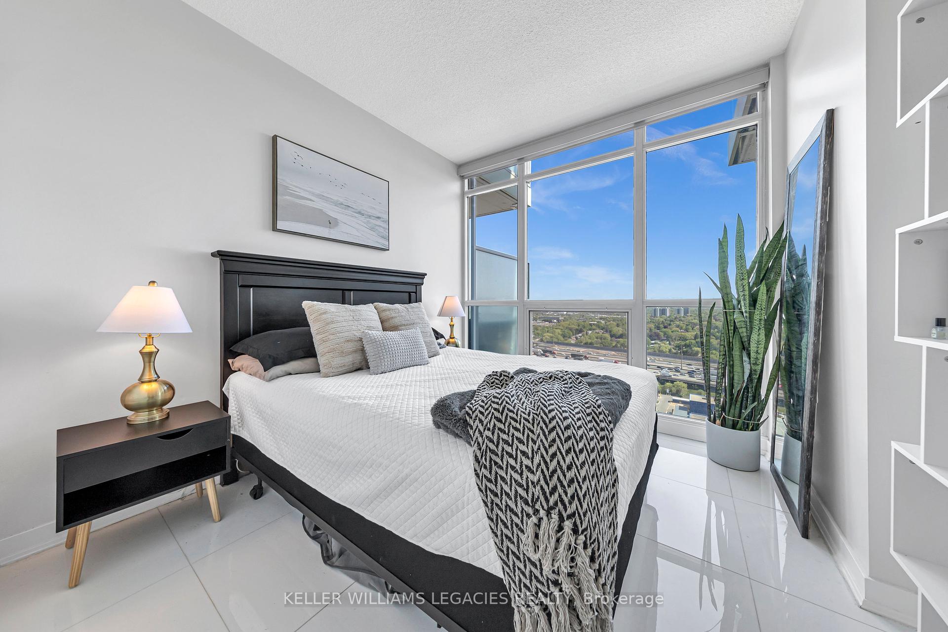 3 Bedrooms Condo at 29 Singer, Toronto For sale