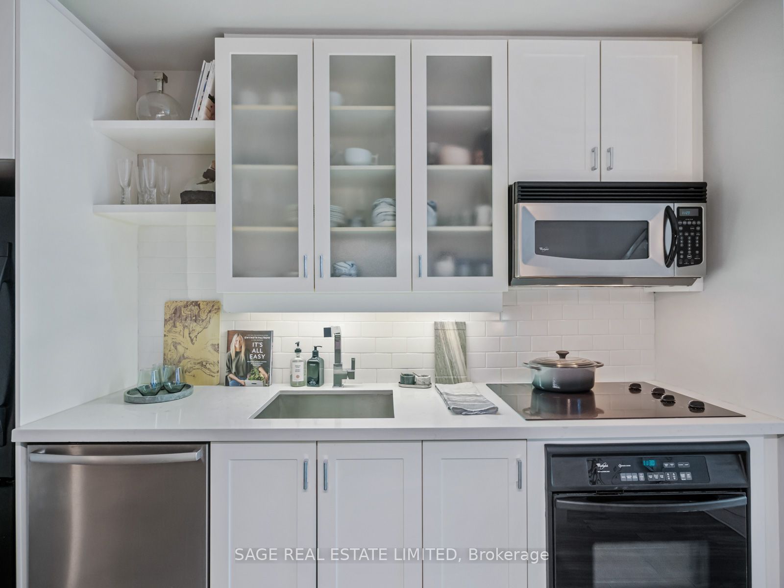 #507 - 20 Scrivener Square, Toronto, ON M4W 3X9