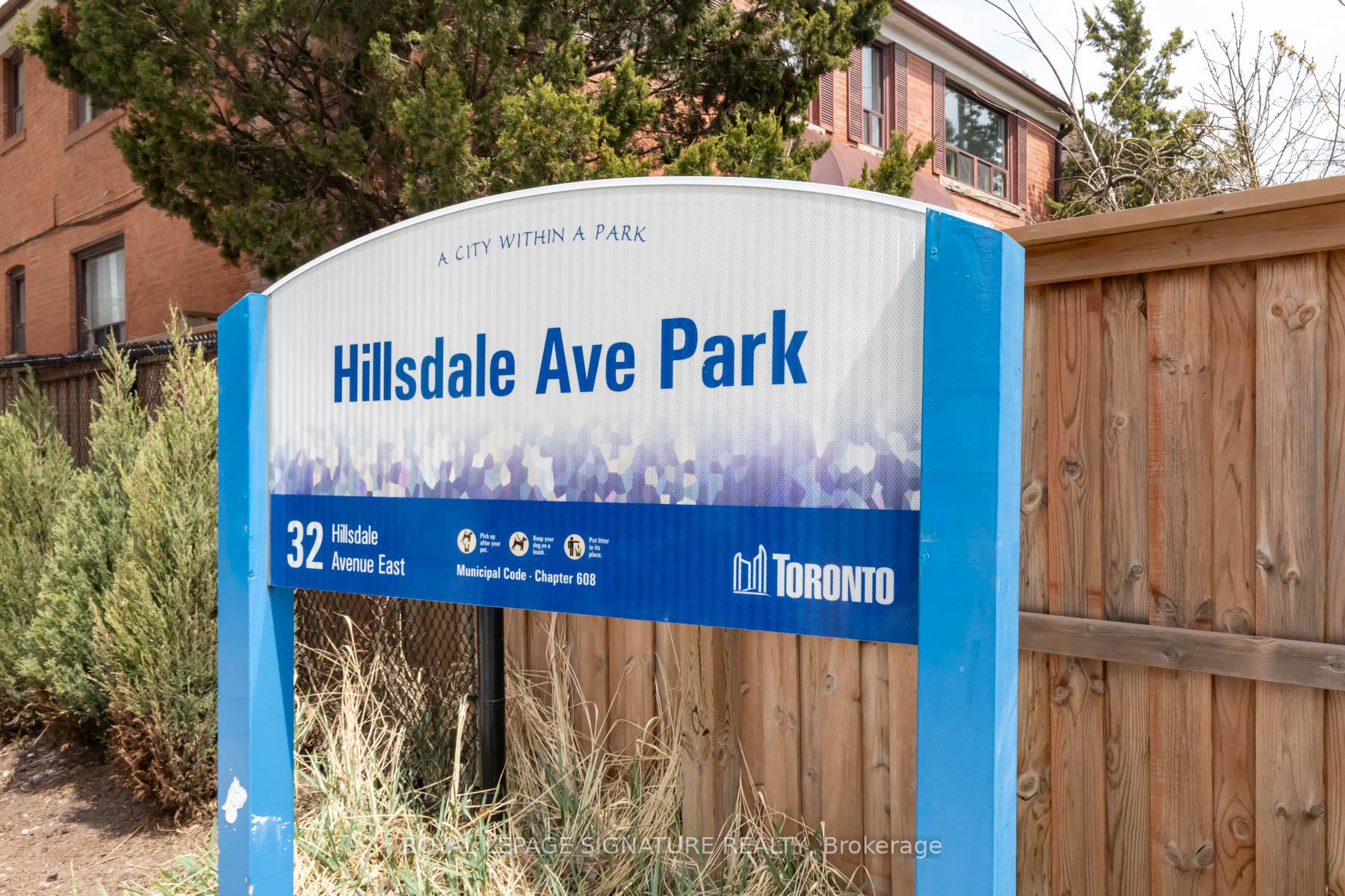 2 Bedrooms Condo at 8 Hillsdale, Toronto For sale