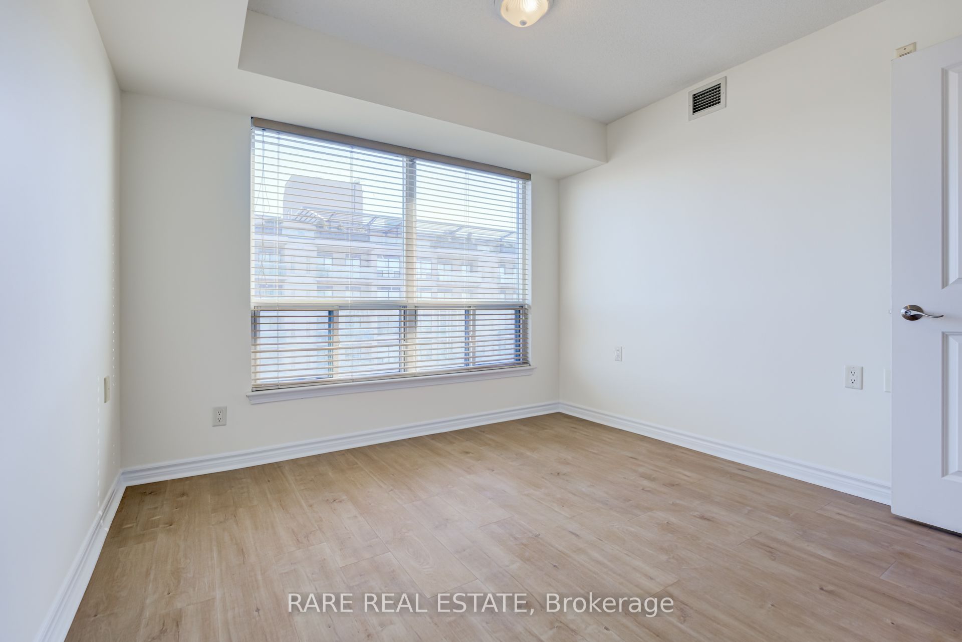 920 Sheppard Avenue W, #708