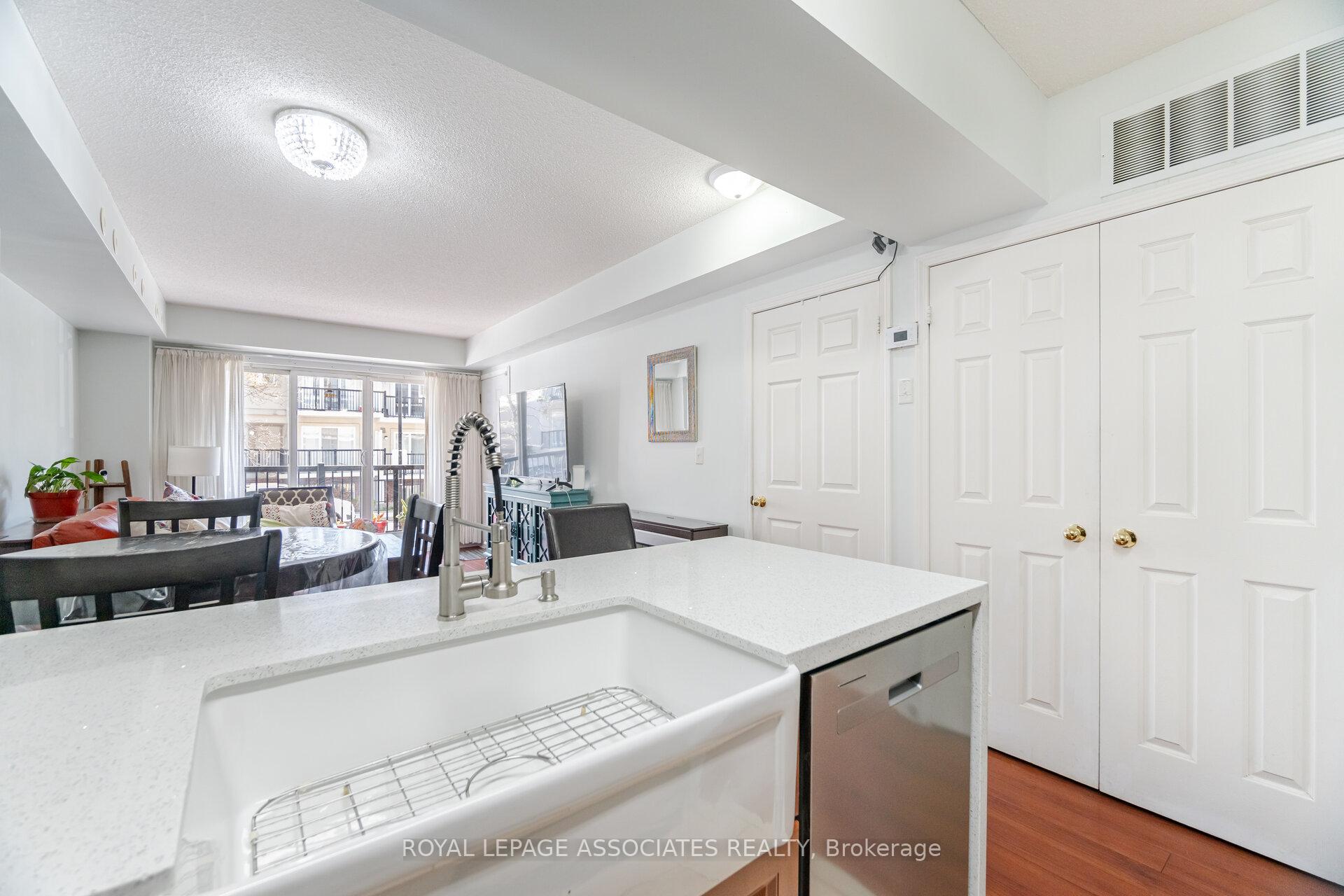 3 Bedrooms Condo at 3043 Finch, Toronto For sale