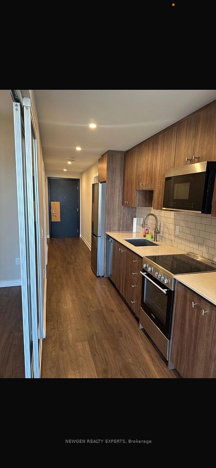 #1505 - 15 Wellington Street, Kitchener, ON N2G 0E4