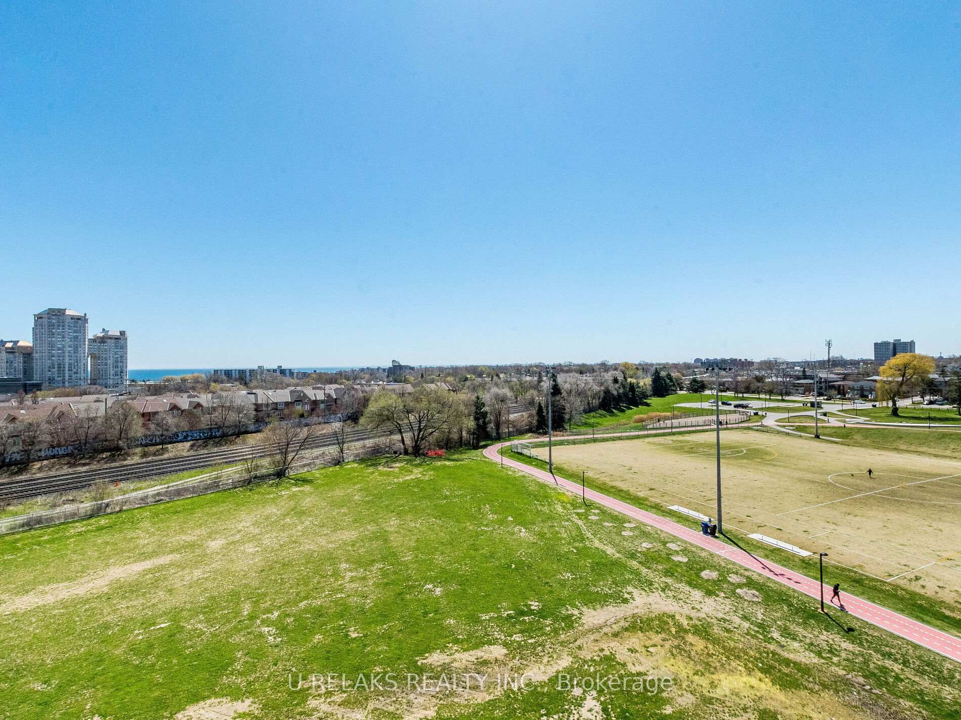 2 Bedrooms Condo at 251 Manitoba,  Toronto For sale