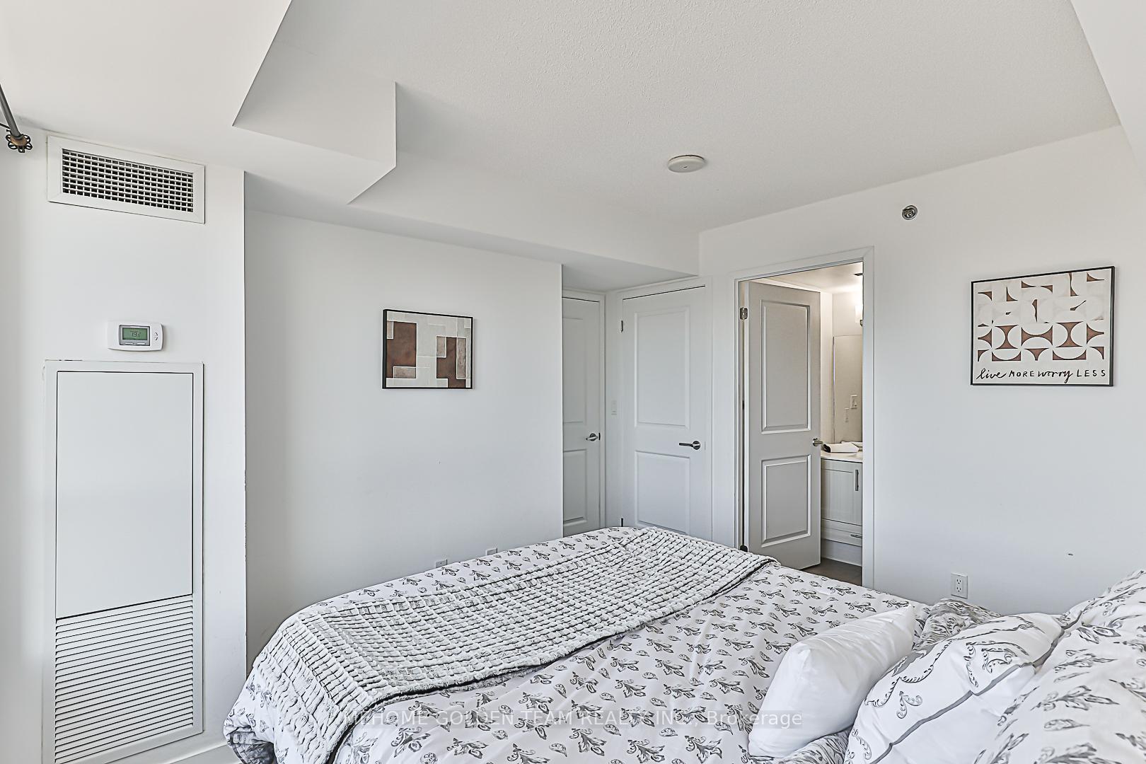 3 Bedrooms Condo at 185 Bonis,  Toronto For sale